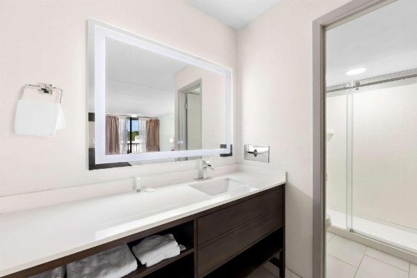 Days Inn & Suites by Wyndham Pigeon Forge image 15